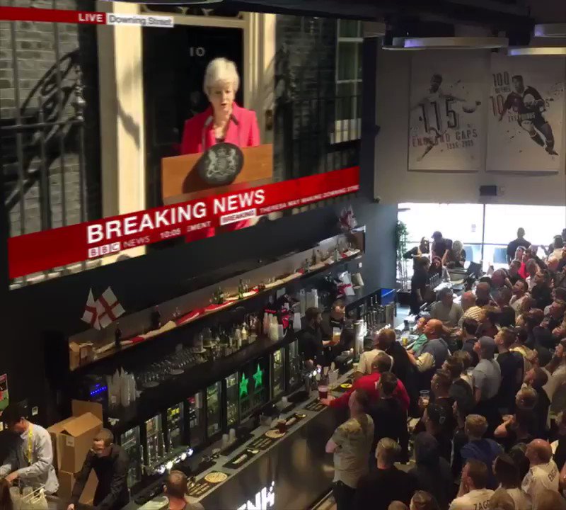 absolute scenes today. theresa may's off #MayResigns