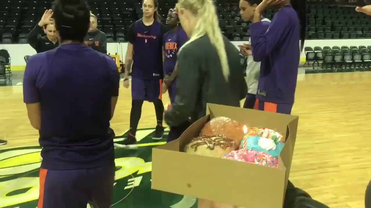 Double the birthdays, double the treats!

Happy birthday to Penny Taylor and Athletic Trainer Alicia Yamamoto! 