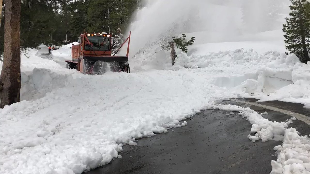 Crazy amount of snow still on the higher elevation passes! Good job CaltransDist10!