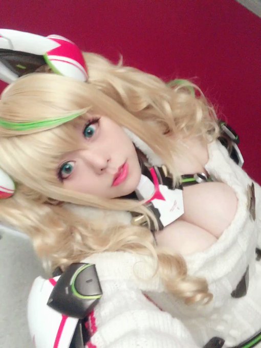 コスプレイヤー絢愛ちよのTwitter動画1