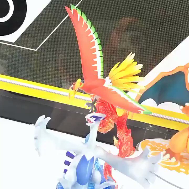 Figures Ho-Oh and Lugia Pokémon G.E.M.EX Series