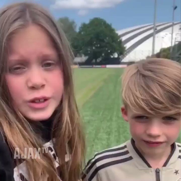 ‘Veel succes papa’ Jezebel & Lennox Heitinga #AjaxO19 #ajafey