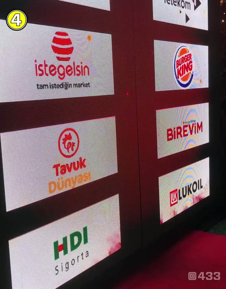 Wait for it... A welcome of @GalatasaraySK fans for “İmparator” @fatihterim