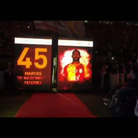 Festa linda !! Obrigado por tudo meu Deus @GalatasaraySK