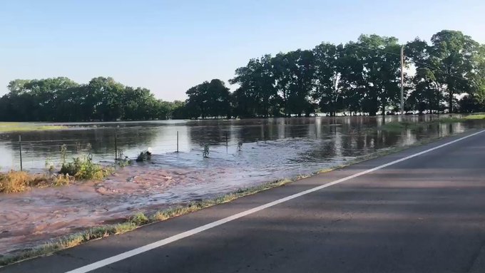 US flooding crisis - When the Levee Breaks 8F89XduMsgj-om9b?format=jpg&name=small