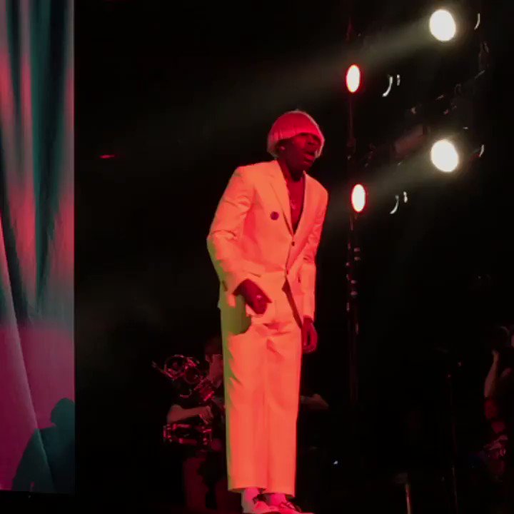 Round of applause for @tylerthecreator’s dance moves 👏👏👏 #GovBallNYC