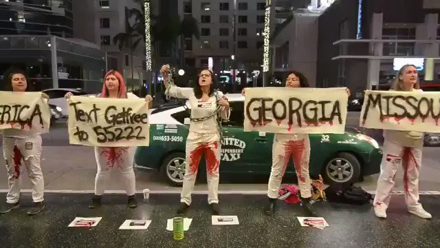 Last night these badass women on the National Revolution Tour did direct action for abortion rights at Les Miserables at Hollywood @Pantages theater.
Actions planned nationwide for Tuesday June 4th!
RT this video and spread the word. MORE OF THIS! #HandmaidsTale #abortionban