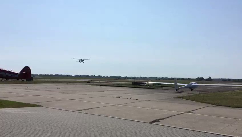 #ElectricFlight is qiet and gentle: @flightdesignct presents new proof-of-concept aircraft #F2e at Strausberg Airport to public today - powered by @Siemens #ElectricPropulsion system #EPUIII. Congratulations to the #flightdesign, #apusflightservice and Siemens #eAircraft teams!