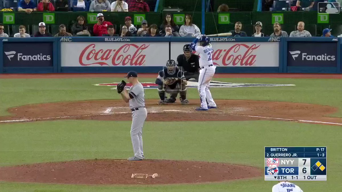 Why was Vladimir Guerrero Jr. so highly touted? This is why.
A clutch go-ahead homer for the #BlueJays phenom vs. the #Yankees.
After 0 homers in his first 13 games, he now has 7 in his past 20.