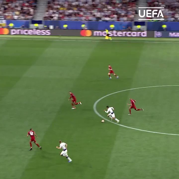  Happy Birthday Virgil Van Dijk Best defender in the world?  
