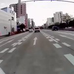 実録!バイクに煽り運転していた車が捕まった瞬間!