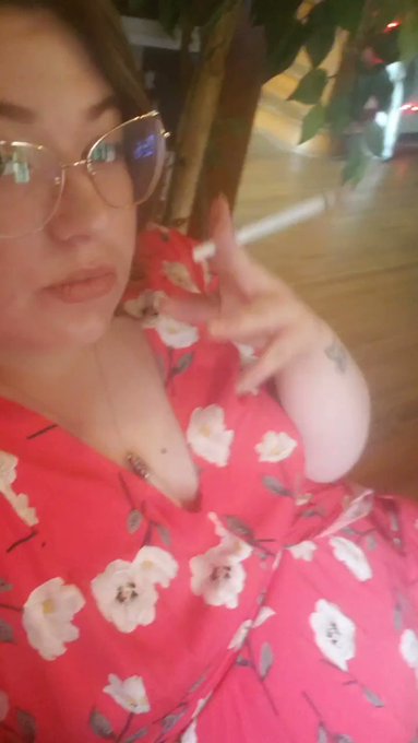 Like my romper? 😇 #smokingfetish #findom #bbw #paypigs #femdom https://t.co/j29Jn2hZFh<a href="/tag/smokingfetish"class="tags">#smokingfetish</a><a href="/tag/findom"class="tags">#findom</a><a href="/tag/bbw"class="tags">#bbw</a><a href="/tag/femdom"class="tags"><span>#femdom</span></a><a href="/tag/paypigs"class="tags"><span>#paypigs</span></a>