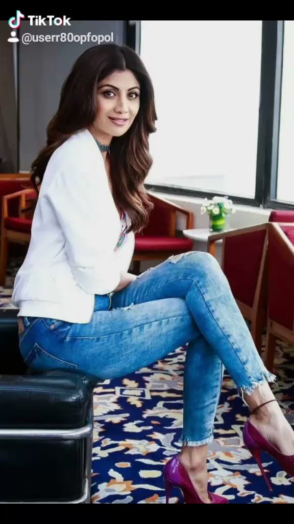Happy birthday         Shilpa Shetty ji 
