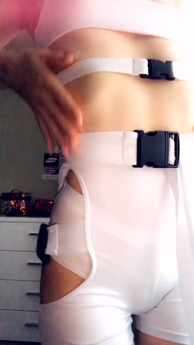 Blondelashes19 🤡 https://t.co/AtyiKqefo7<a href="/tag/chaturbatemodel"class="tags"><span>#chaturbatemodel</span></a>