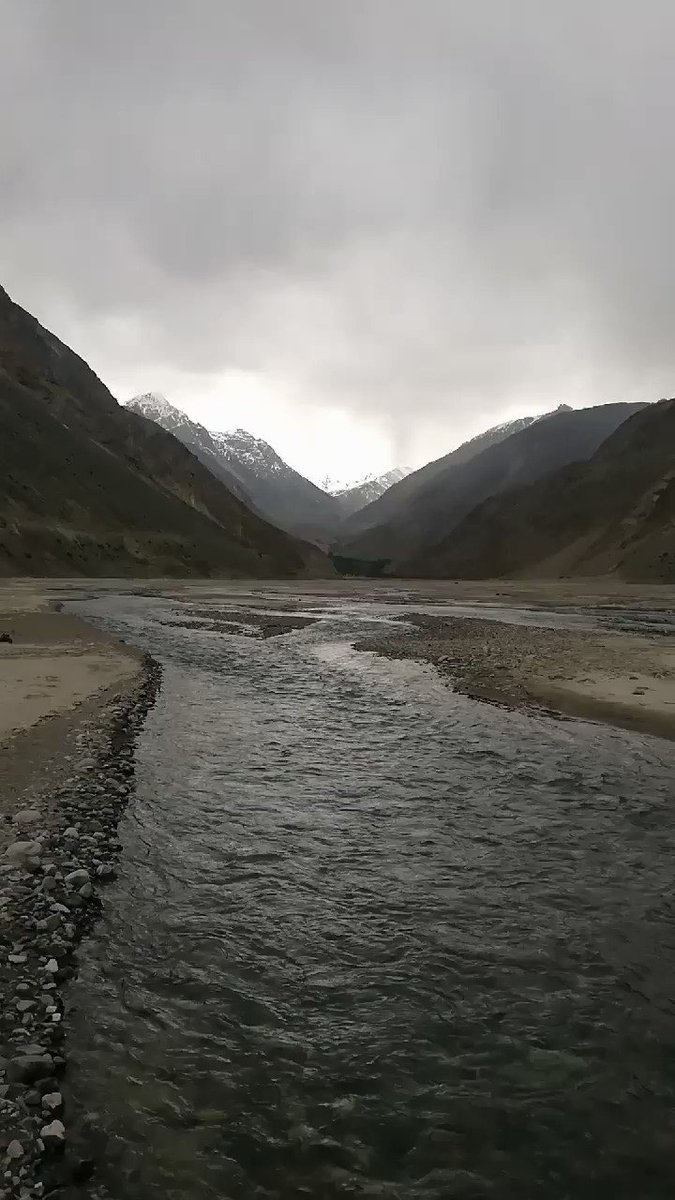Fresh Glacial Mineral Water at
#Skardu #Sadpara #Lake #Baltistan #GilgitBaltistan #Pakistan #Tourism @UNWTO