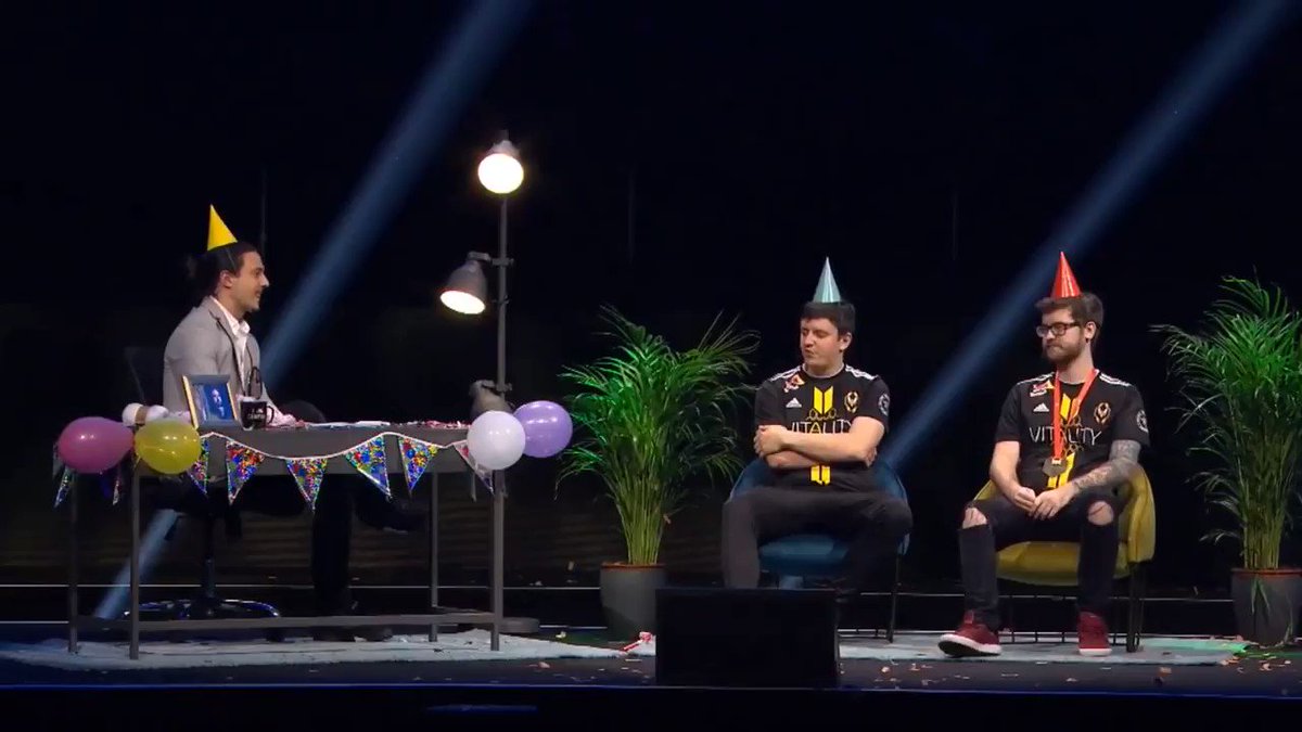 ๐@Vitality_apEX sings praises about his younger teammate @zywoo ๐ฅฐ @TeamVitality
Host: @Pala
Watch #ECS7 #ecsafterdark on ๐บ https://www.caffeine.tv/faceitย