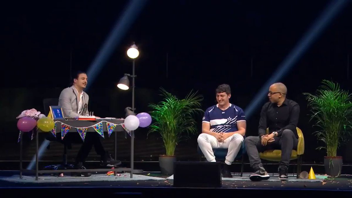 ๐ฌ๐ง@dephh_csgo talks about the UK CS:GO scene! ๐ฌ๐ง
Host: @Pala
Watch #ECS7 #ecsafterdark on ๐บ https://www.caffeine.tv/faceitย