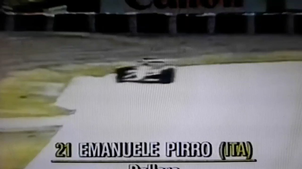 Trovato @FormulaHumor ! Titolo: "Quando vai sull'erba e le gomme si sporcano... " #Pirro #CanadianGP #F1 #Vettel #FUnoAT