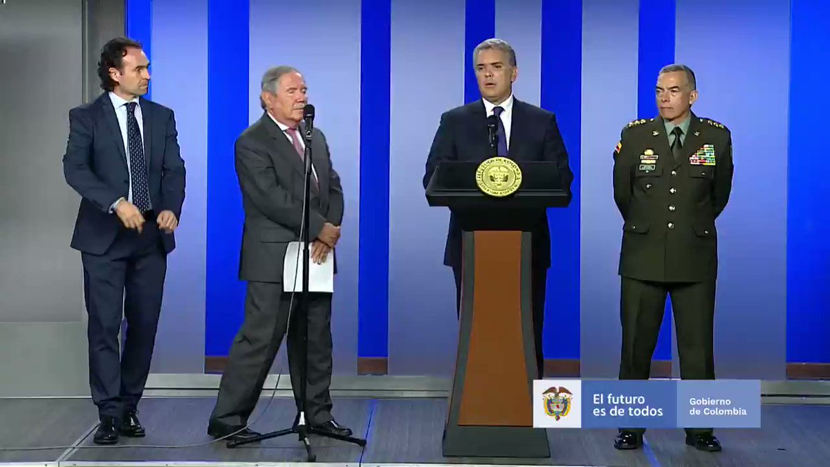 #Bogotá En nuestro Gobierno hemos extraditado a 116 criminales a EE.UU., erradicado más de 80 mil hectáreas de cultivos ilícitos y destruido cerca de 4.600 laboratorios de droga, lo que refleja una actitud clara para enfrentar el narcotráfico. #ElQueLaHaceLaPaga