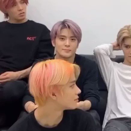 jaehyun is usually on the quieter side but he always shows how heβs feeling with his facial expressions and you can tell heβs Super happy when he gets goofy like this ππ#SUPERHUMAN2NDWIN