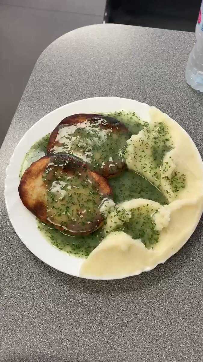 maureens pie and mash