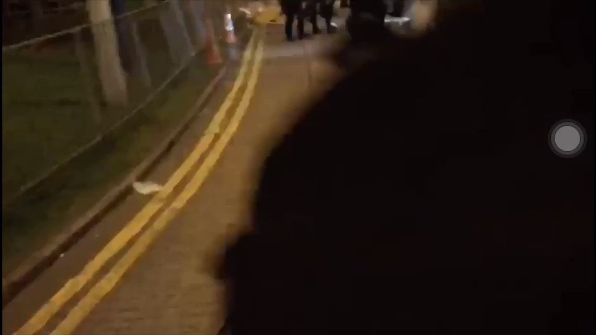 Commercial Radio Hong Kong journalist attacked by Hong Kong Police even he claimed that he is a journaist, That police also said”Fuxk your mother Journalist”@BBCWorld @CNN @GlobalPress @HKJA_Official #HongKong69 #HongKongProtests #HongKongExtraditionLaw