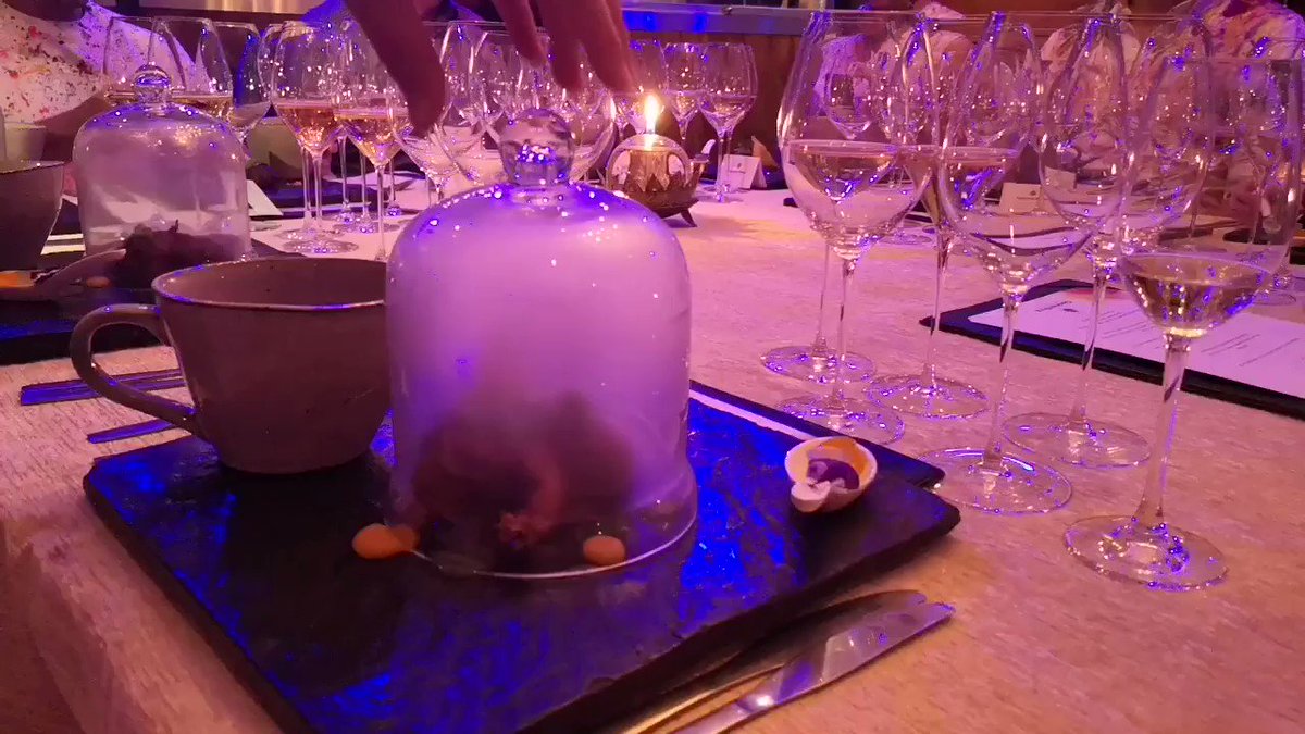 What a lovely evening filled with bubbles, colour and spices. Thanks for having us! @GrahamBeckSA @GEETINDIAN