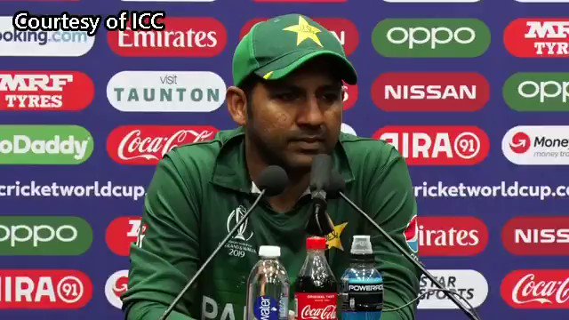 Sarfaraz Ahmed with some ❤ for the fans. "Whenever we come to England, there's a lot of support here. Thanks to the crowd for supporting us all the time and hopefully they will do that against India as well" #CWC19