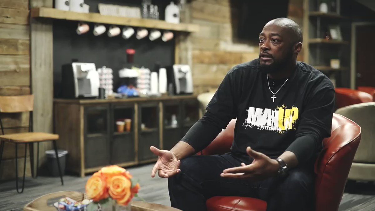 Mike Tomlin 💯
“One of the biggest challenges I see in sports these days is your word means less.”
“I told my son - “If you make a commitment to a university, then your recruiting process is over & that’s where we’re going. Your word means something.”
🎥 @L3Leader @CoachTomlin