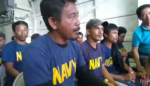 "Sinadya yun. Eh di kung hindi ano yun, dapat tutulungan kami, pagkakita sa aming lubog."
WATCH: Junel Insigne, Captain of the boat that sank in the vicinity of Reed Bank in the West Philippine Sea, narrates the collision with the Chinese vessel. | 📷 Walter Bollozos/ STAR