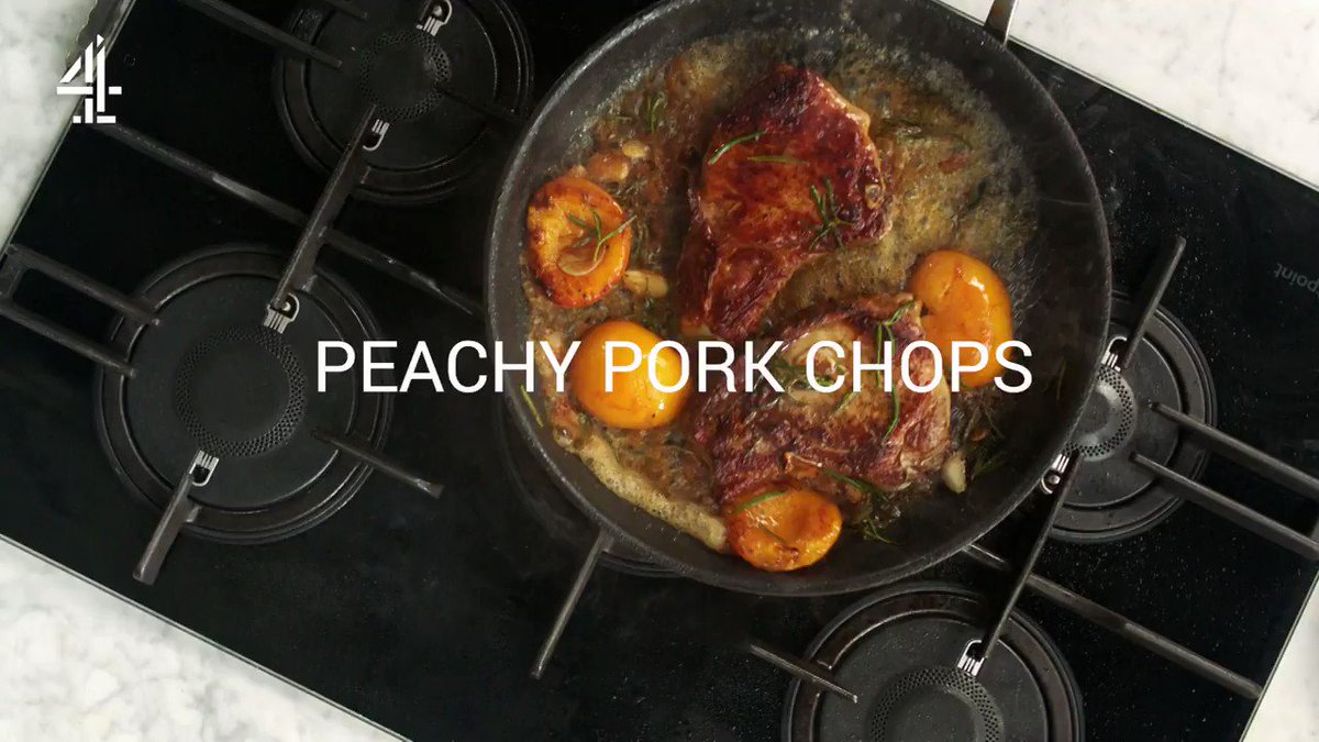 If #QuickAndEasyFood is more your style, there's no judgement here! And these peachy pork chops won't disappoint! 🔥
https://jamieol.com/PeachChops