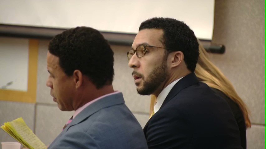 We will soon learn whether the @SDDistAtty will retry a former NFL tight end convicted w rape & lewd conduct charges. A jury deadlocked on 8 remaining charges against Kellen Winslow Jr. Today, the DA’s Office will announce if it will seek a retrial. #NBC7 https://t.co/bZlcgL2tws https://t.co/aPEDhPEaiV