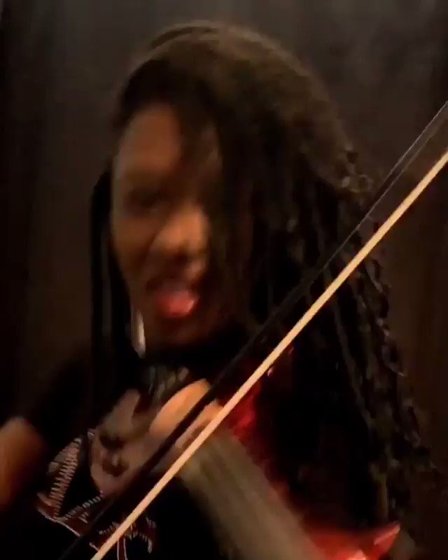 Watch The Yard (@watchtheyard) on Twitter photo 14/06/2019 17:00:09 One time for all the Delta Sigma Theta musicians out there! 🎻🔺@javonnejonesviolinmusic #DST1913 One time for all the Delta Sigma Theta musicians out there! 🎻🔺@javonnejonesviolinmusic #DST1913