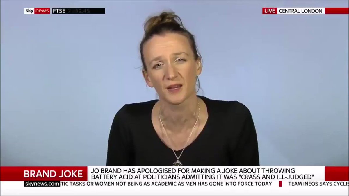 @Cruella1 (Kate Smurthwaite) is a proven liar.
She blocked me a long time ago for calling her out on her lies.
I am sure she would be furious if people retweeted and liked evidence showing that she has lied twice and incited hatred against completely innocent people on mass! 🙄