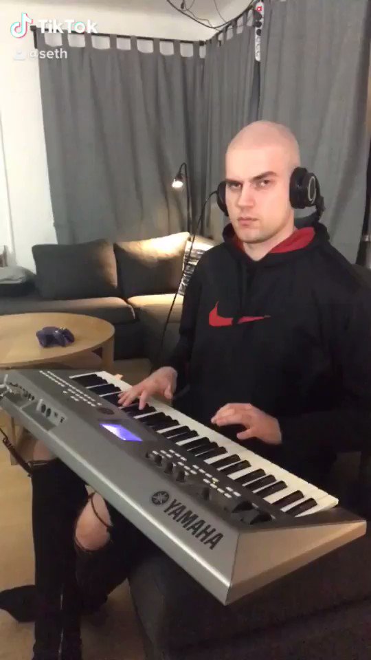 Seth Everman (@SethEverman) on Twitter photo 2019-06-15 22:13:29 i made a very important song i made a very important song
