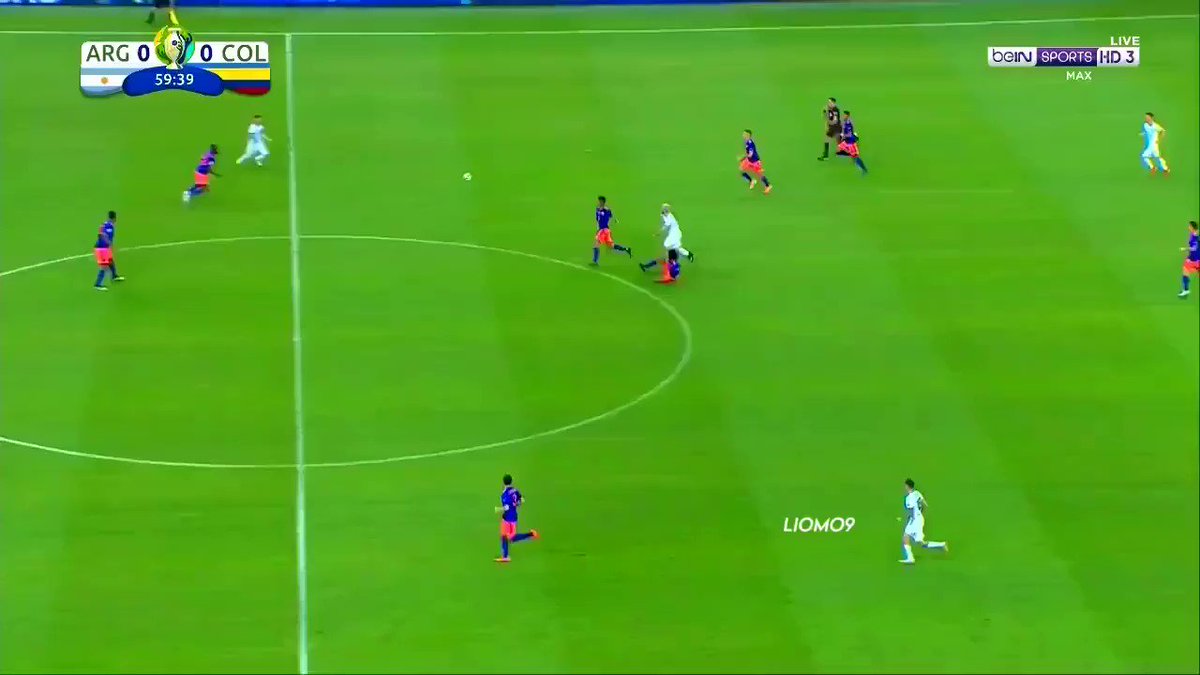 If you think one man army don't exist then think again
#Messi
#CopaAmerica
#Colombia