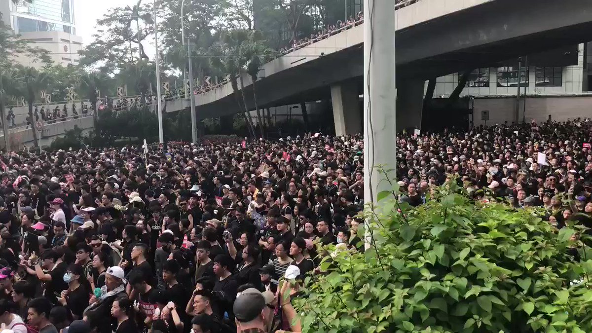 Occupy Admiralty: A sea of black outside Pacific Place in #hongkong today anti-#extraditionbill @SCMPNews