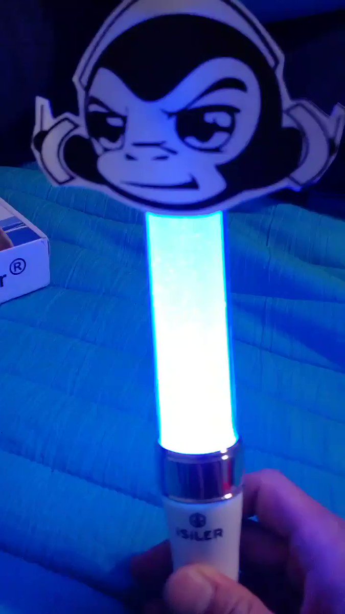 What? Light up #kikothemonkey ??? #chynaman #chynamanmusic Get ready for the new show #enterthedragon