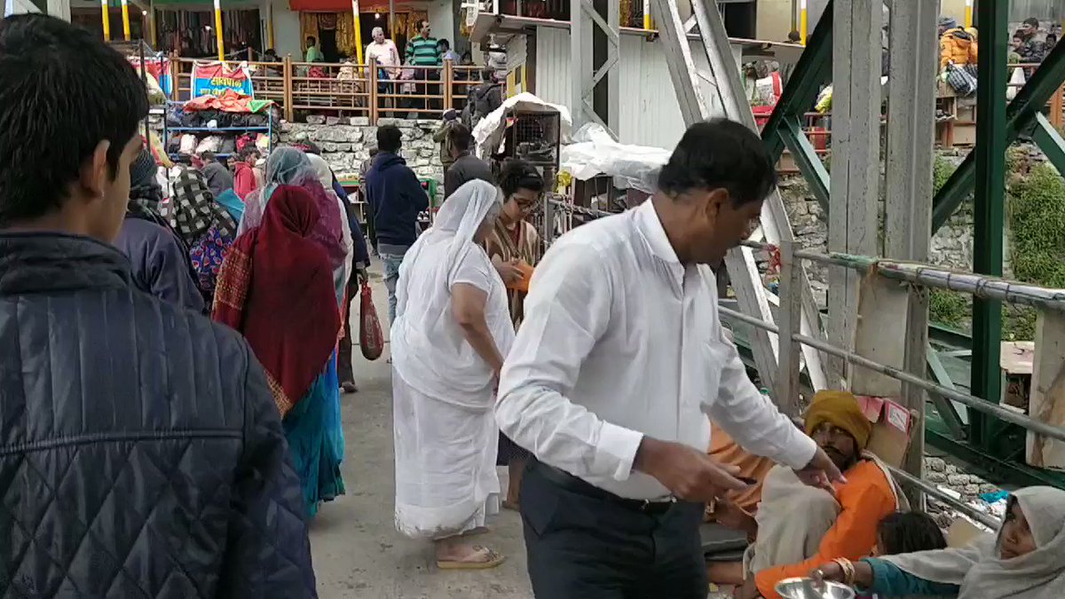 Nothing more satisfying can match this when you take your mother to fulfill her childhood dream to visit #badrinath, #Uttarakhand. God is kind that she could travel all the way through the tough terrain to see her #God #Odisha