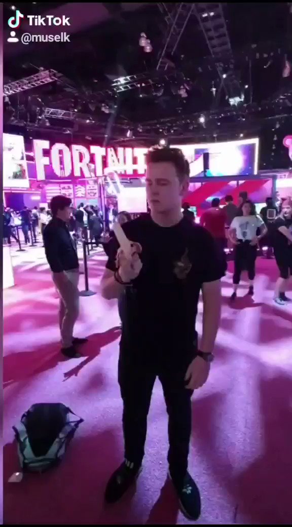 @MrMuselk's photo on Andrei