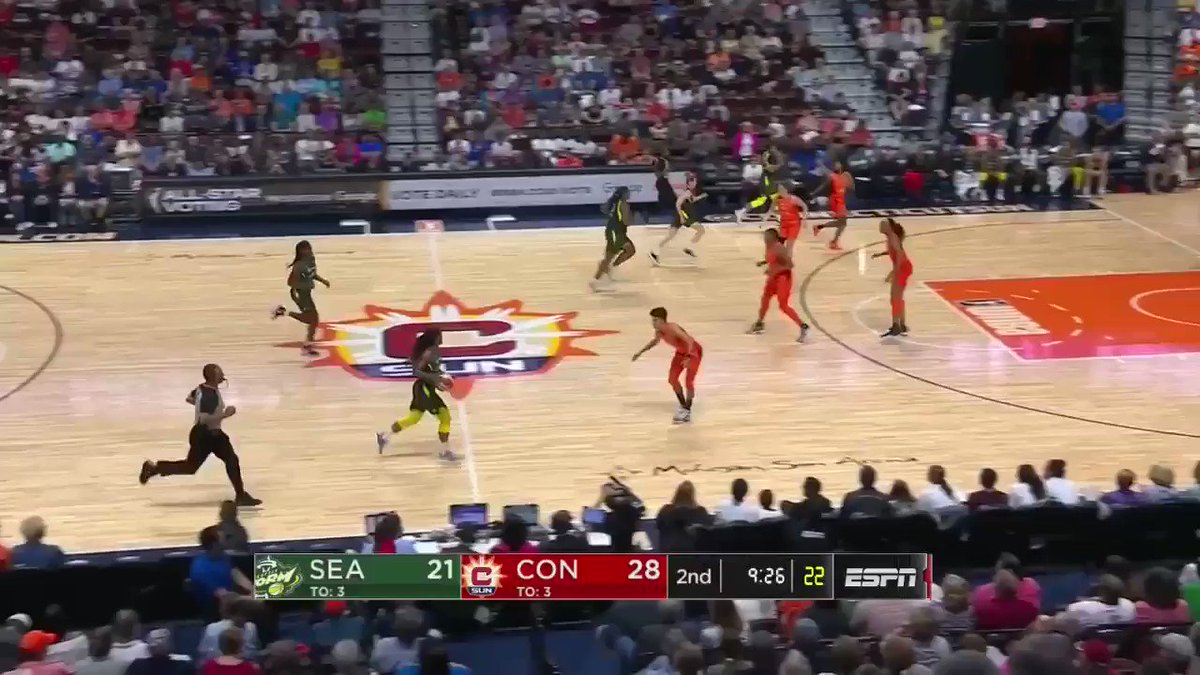 SHARPSHOOTER FOR πππ
@SamBam32 sinks it and weβre on a 9-0 scoring run to start the 2nd quarter!
#WeRepSeattle