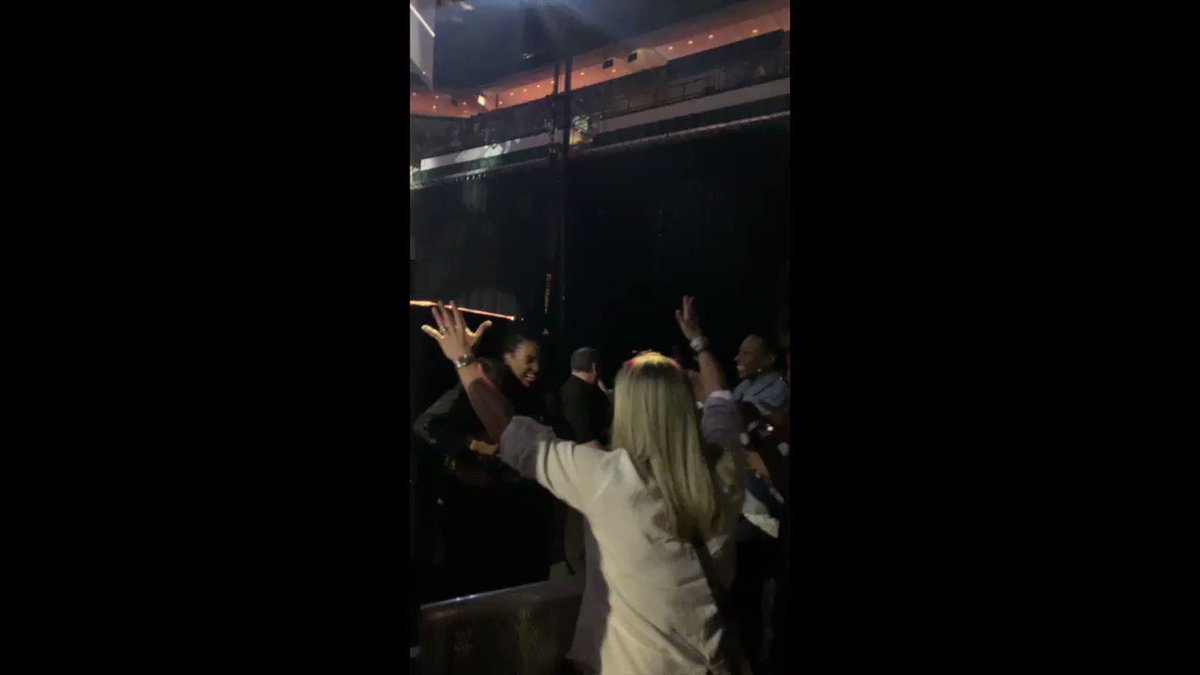 When you get off stage with @carrieunderwood and the entire SQUAD is there to celebrate with you! 💛💙❤️