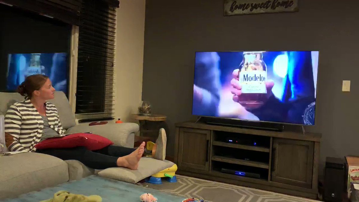 Hey guys! This weekend I saw the @ModeloUSA commercial live for the first time! #thatwascool #thatsme