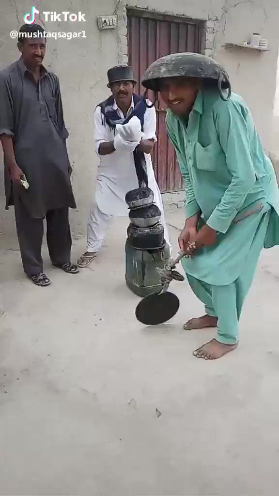 Hilarious video ; Pakistani Newspaper as well as social media takes a Dig at Yawning #SarfarazAhmed With a Hilarious Meme . Watch the following gets Viral on social media . @SarfarazA_54 #WorldCup2019 #CricketWorldCup2019