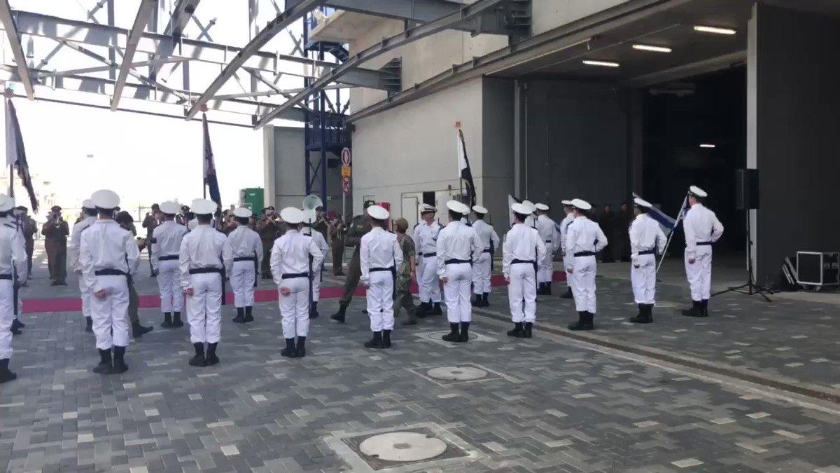 From this morning, 🇮🇱 VADM Sharvit & 🇺🇸 VADM Franchetti received full honors at the @IDF #Haifa Naval Base during a visit to enhance #US6thFleet and #IDF relationship.
.
#partnership #friendship