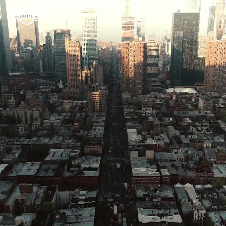 MINI (@MINI) on Twitter photo 2019-06-18 16:57:36 There´s power in mental leaps. In seeing beyond the obvious. #MINIElectric #AllElectric #ChargedWithPassion bit.ly/31EqPPl There´s power in mental leaps. In seeing beyond the obvious. #MINIElectric #AllElectric #ChargedWithPassion bit.ly/31EqPPl