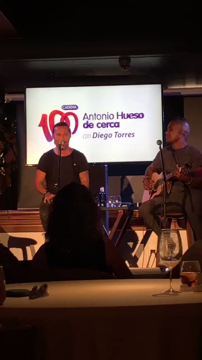 La historia de Jimena nos ha emocionado a todos y @diegotorres le dedica su #coloresperanza en #decerca de @CADENA100 que se emite el 21 de julio. Apúntate la fecha 🙏🏻