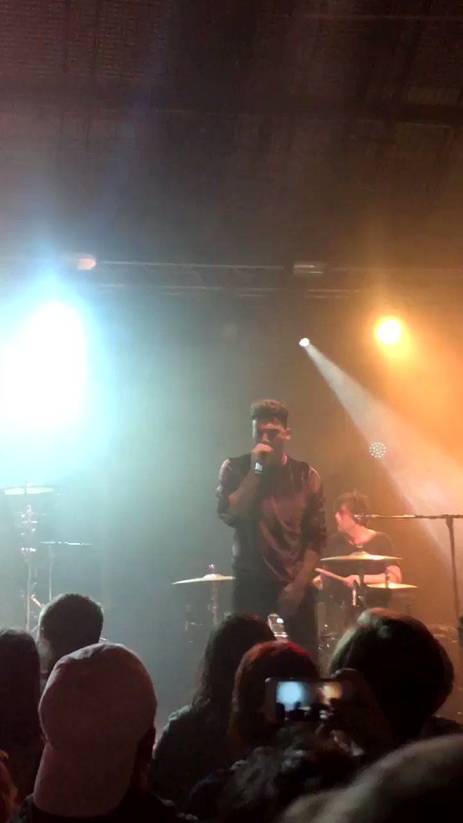 Least tonight’s gig with @TheLaFontaines is closer to home so I don’t have to trek to portsmouth again 😫 #Junior #BuyItTrustMe