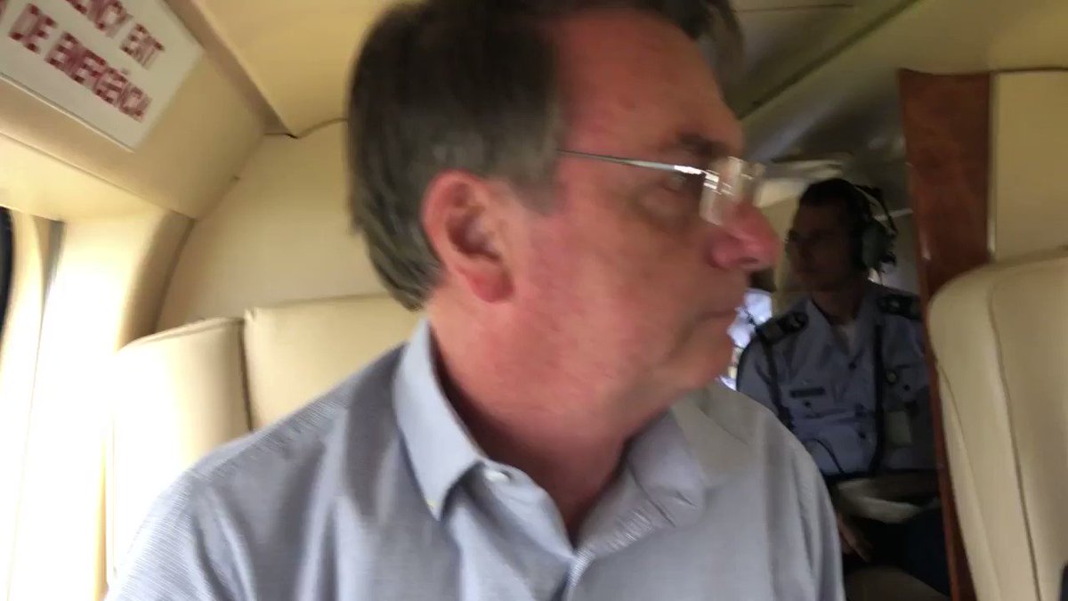 PR @jairbolsonaro se emociona ao chegar em Eldorado, cudade onde foi criado. Certamente esse é um daqueles momentos em que se passa um filme em nossas cabeças.