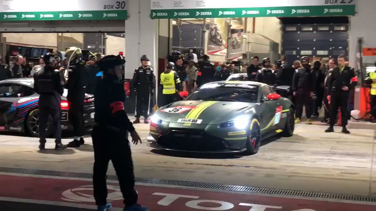2017 SP8 class winner @DarrenTurner007 enters the qualifying fray...
#AstonMartin #Vantage #24hNBR – at Nürburgring